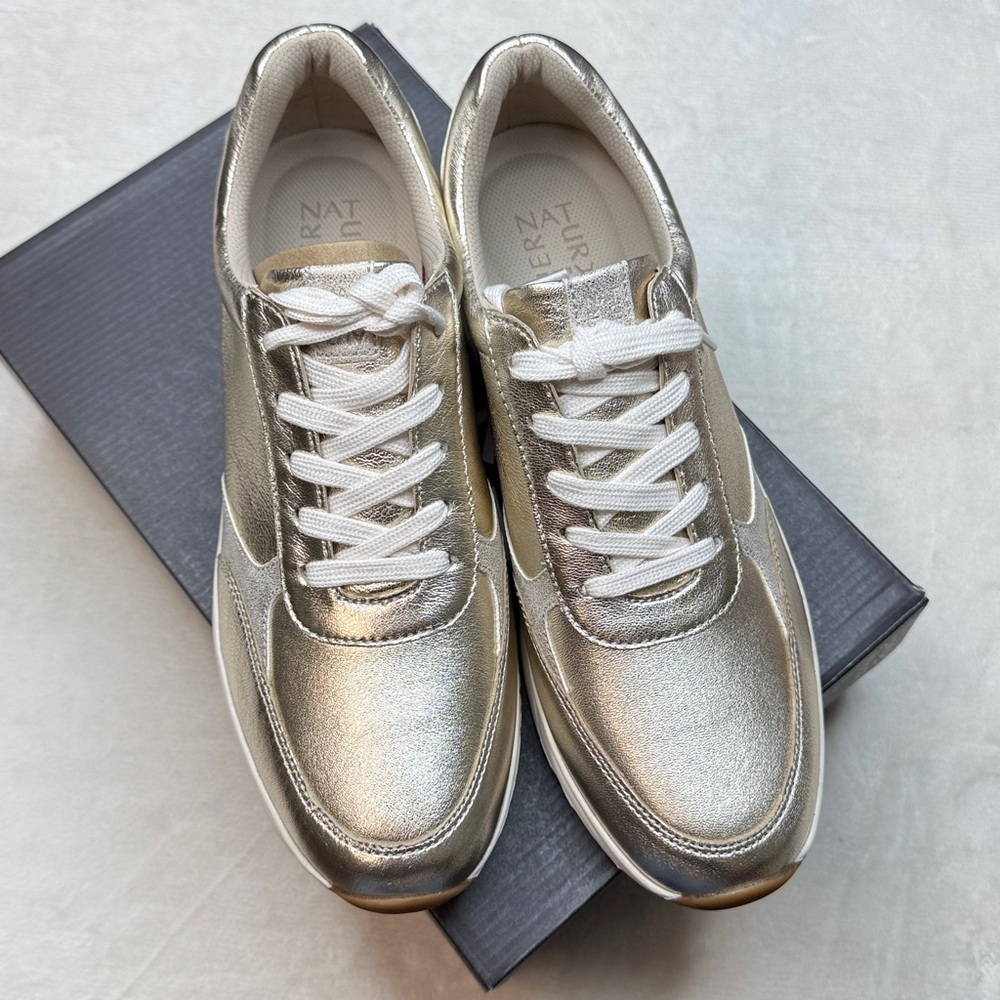 Naturalizer Women’s Shay Lace-Up Sneakers- Size 10 - Picture 10 of 13